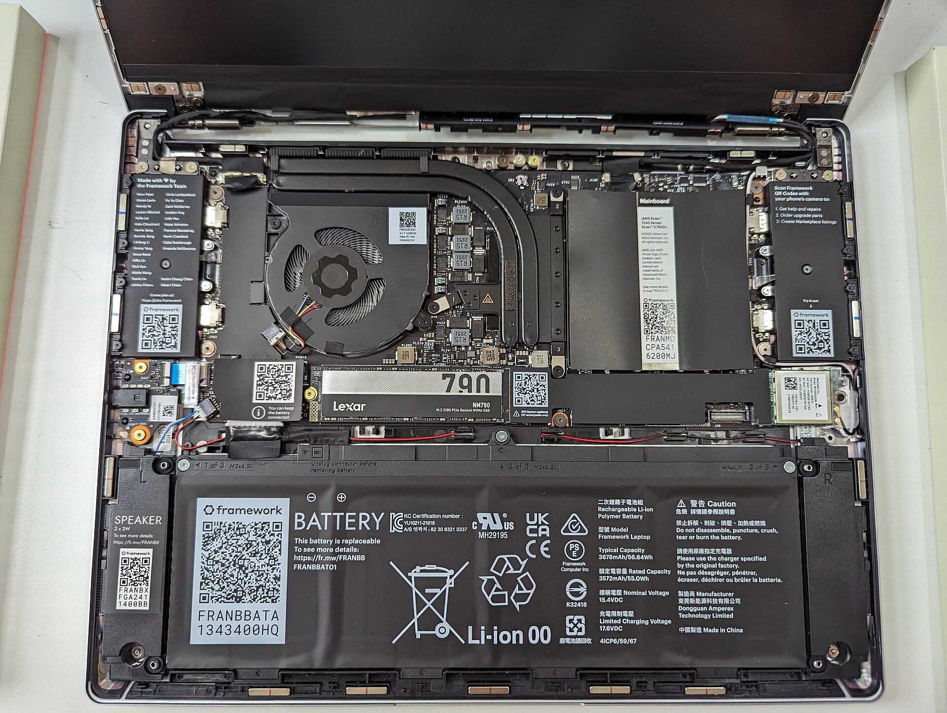 Framework Laptop 16 expansion bay repair module